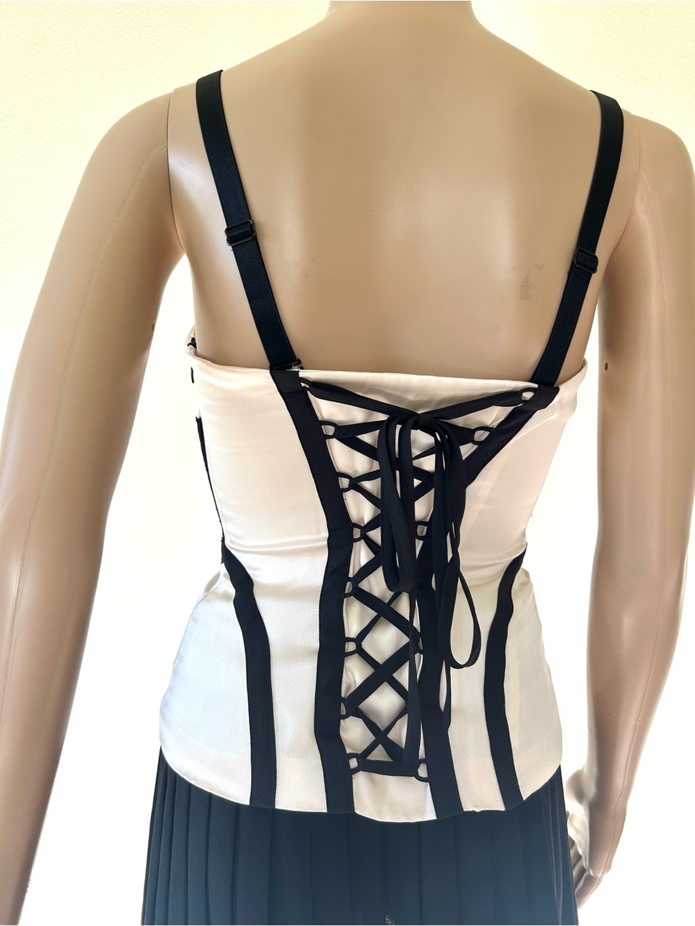 bebe Cream Strapless Satin Top with Black Brand Tag - Picture 3 of 10
